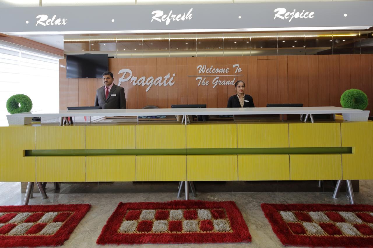 Hotel Pragati The Grand Ahmedabad Ngoại thất bức ảnh