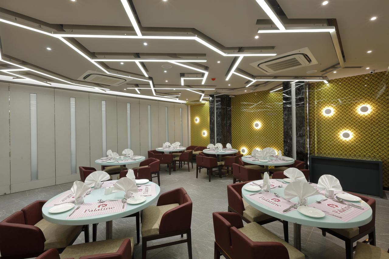 Hotel Pragati The Grand Ahmedabad Ngoại thất bức ảnh