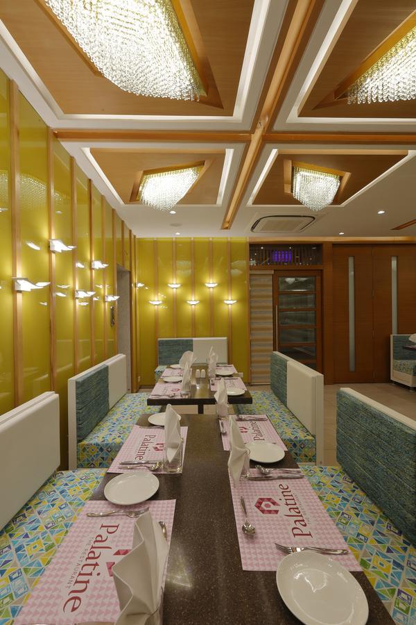 Hotel Pragati The Grand Ahmedabad Ngoại thất bức ảnh